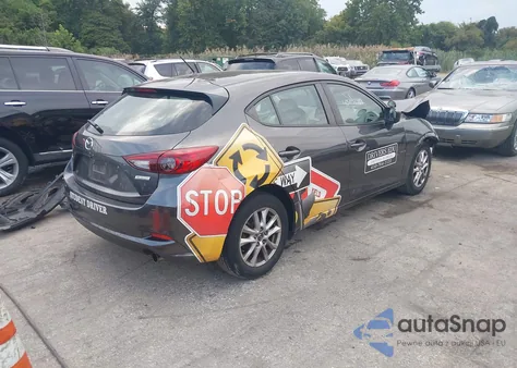 2018 Mazda Mazda3 Sport из США, поврежденный, VIN 3MZBN1K73JM265856